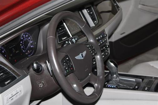 Pamplona Red 2015 Hyundai Genesis 3.8