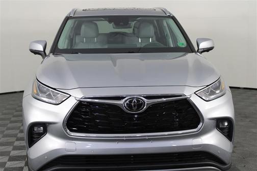 2023 Toyota Highlander Platinum