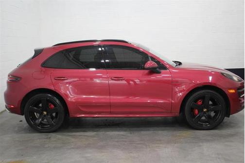 2015 Porsche Macan Turbo