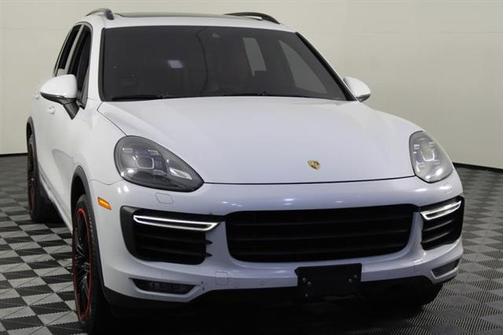 2015 Porsche Cayenne Turbo