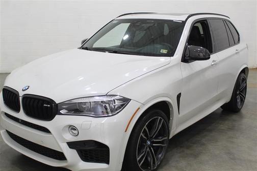 Photo 1 of 32 of 2015 BMW X5 M Base