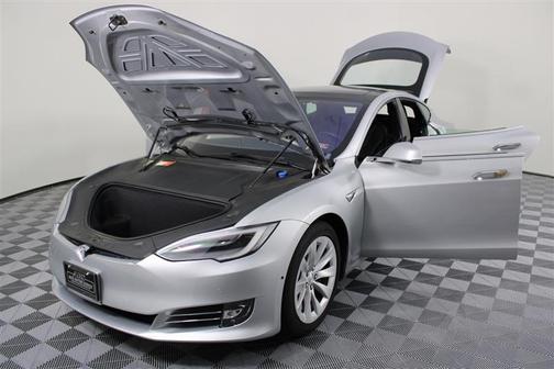 2017 Tesla Model S 75D