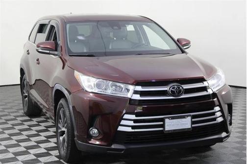 2017 Toyota Highlander LE