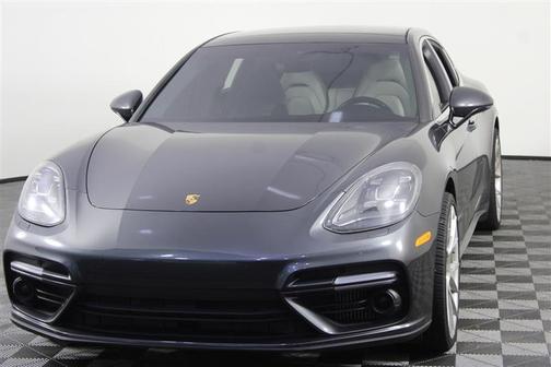 Chalk 2017 Porsche Panamera Turbo