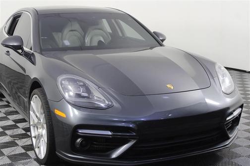 Chalk 2017 Porsche Panamera Turbo