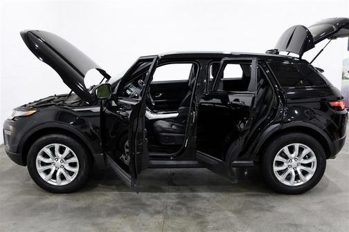 Black 2017 Land Rover Range Rover Evoque SE