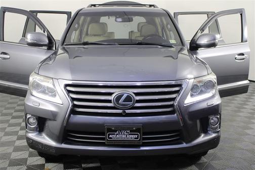 2013 Lexus LX 570 Base