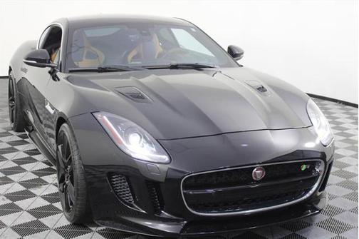 2016 Jaguar F-TYPE R