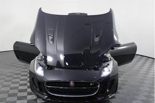 2016 Jaguar F-TYPE R
