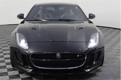 2016 Jaguar F-TYPE R