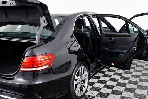 Black 2014 Mercedes-Benz E-Class E 350