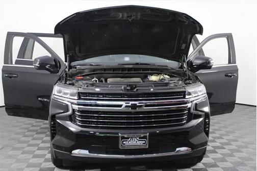 2023 Chevrolet Suburban LT