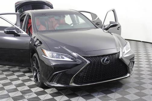 Obsidian 2022 Lexus ES 350 F Sport