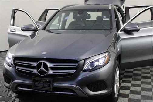2017 Mercedes-Benz GLC 300 4MATIC