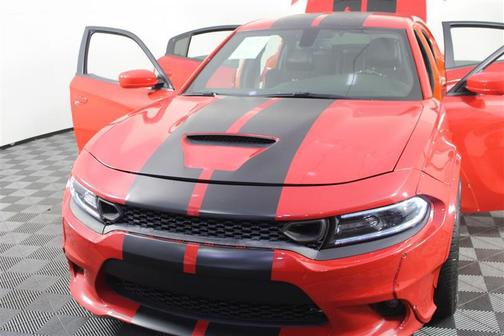Go Mango 2021 Dodge Charger Scat Pack