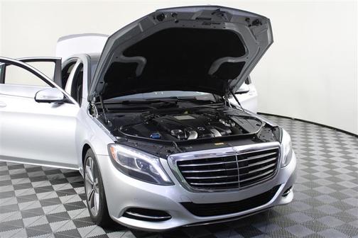 Iridium Silver Metallic 2015 Mercedes-Benz S-Class 4MATIC