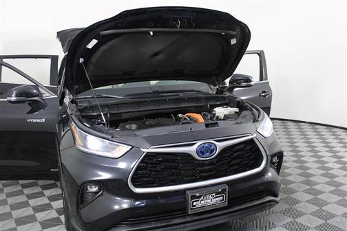 2021 Toyota Highlander Hybrid XLE
