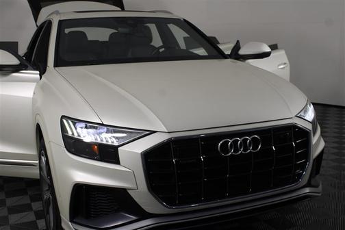 2021 Audi Q8 55 Premium Plus