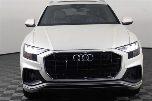 2021 Audi Q8 55 Premium Plus