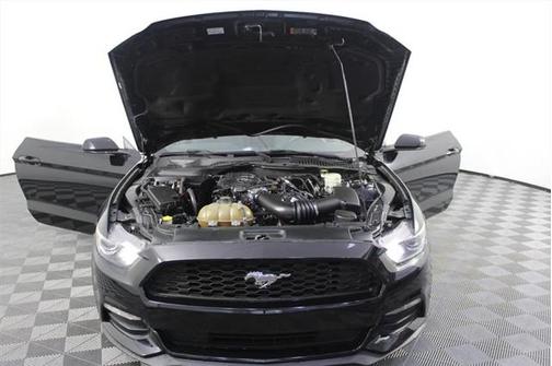 2015 Ford Mustang V6