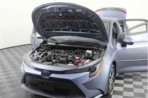 2022 Toyota Corolla Hybrid LE