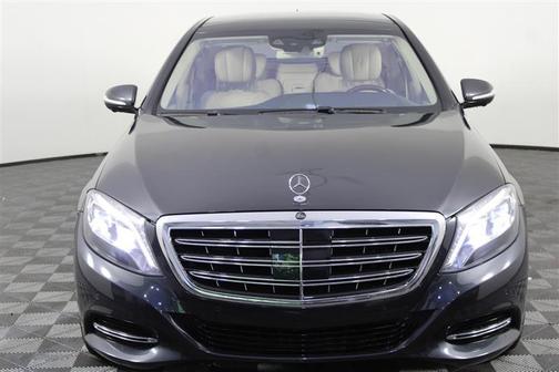 Grey 2015 Mercedes-Benz S-Class 4MATIC