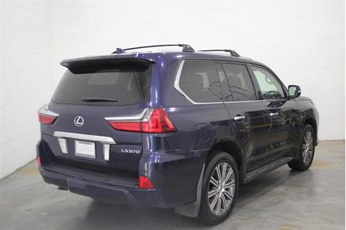 2016 Lexus LX 570 Base