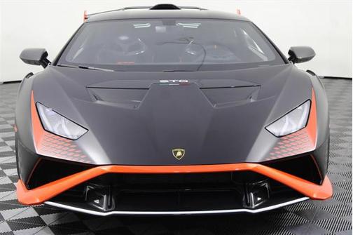 2024 Lamborghini Huracan STO Coupe