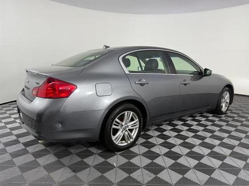 2012 INFINITI G37x Base