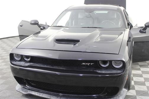 2015 Dodge Challenger SRT Hellcat