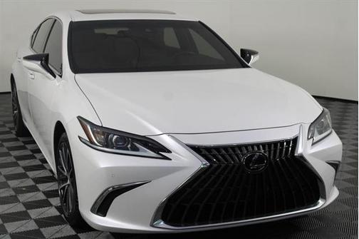 2022 Lexus ES 350 Base