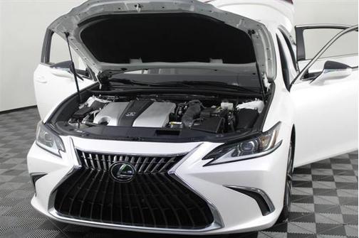 2022 Lexus ES 350 Base