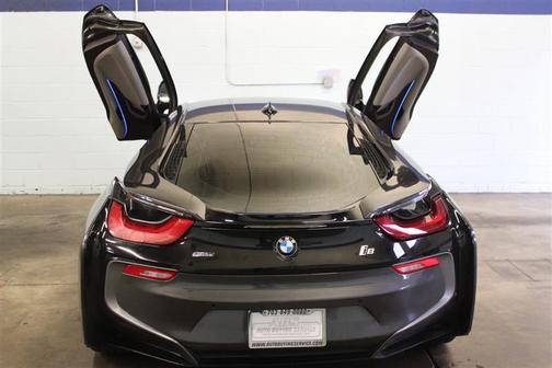 2015 BMW i8 2dr Cpe