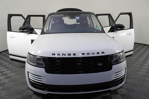White 2018 Land Rover Range Rover 3.0L Supercharged HSE