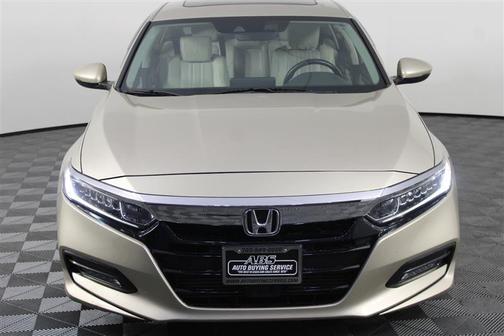 Gold 2018 Honda Accord EX-L