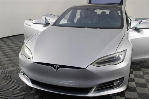 Silver Metallic 2016 Tesla Model S 90D