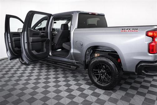 Graphite Gray 2020 Chevrolet Silverado 1500 Custom Trail Boss