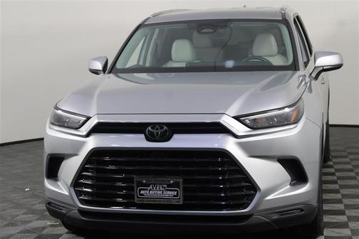 Celestial Silver Metallic 2024 Toyota Grand Highlander XLE