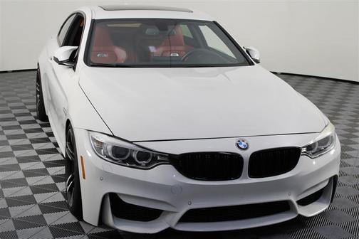 Alpine White 2015 BMW M4 Base