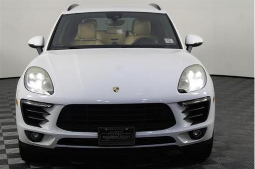 2017 Porsche Macan Base
