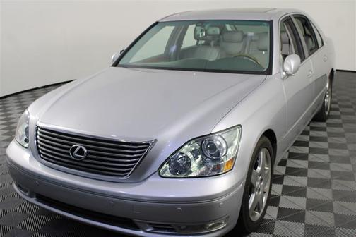 2005 Lexus LS 430 Base