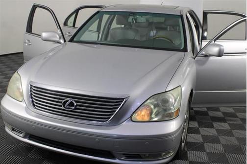 2005 Lexus LS 430 Base