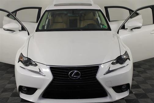 2016 Lexus IS 200t Base