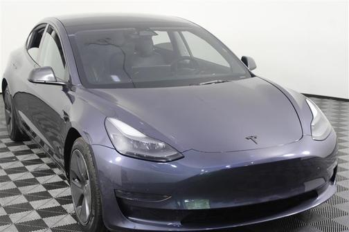Deep Blue Metallic 2023 Tesla Model 3 Standard Range