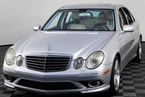 Flint Gray Metallic 2009 Mercedes-Benz E-Class 3.5L