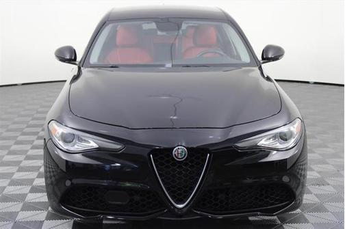 2017 Alfa Romeo Giulia Base