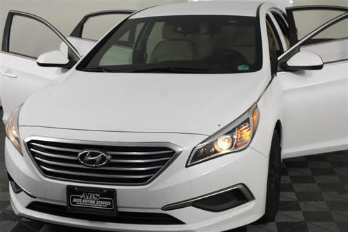 2017 Hyundai SONATA SE