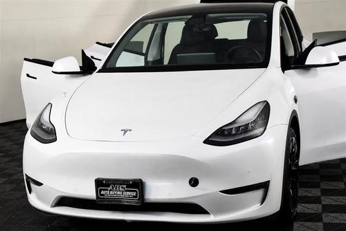 Pearl White Multi-Coat 2020 Tesla Model Y Long Range Dual Motor All-Wheel Drive
