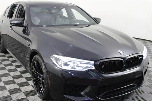 Black Sapphire Metallic 2018 BMW M5 Base