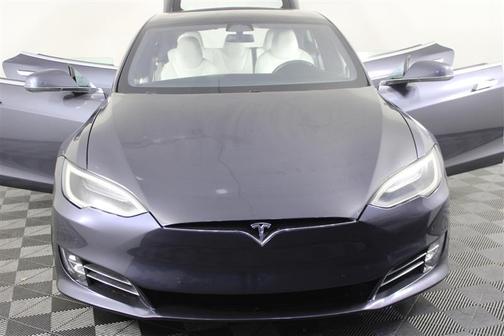 2018 Tesla Model S 75D